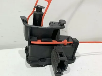 Motoras / actuator usa rezervor 8K0862153H Audi A5 facelift (2012-2016) [8T3]