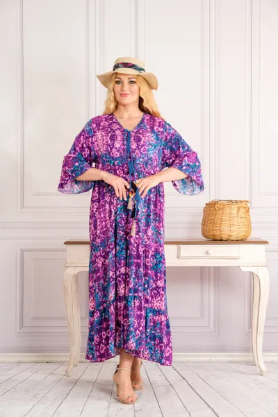 Rochie mov lunga boho chic cu imprimeuri florale albastre