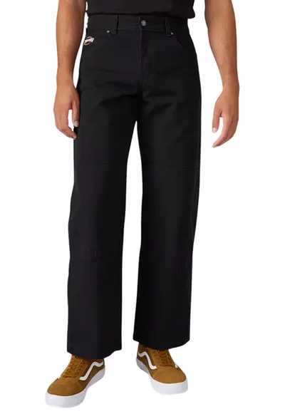 Pantaloni cu fermoar si nasture