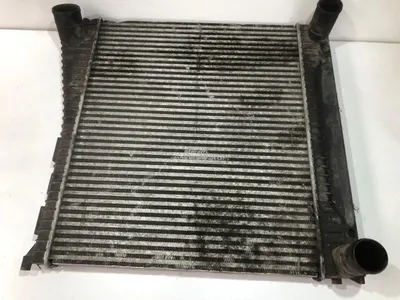 Radiator intercooler ah32-9l440-ab Land Rover Discovery 4 (2009->) 3.0 tdv6