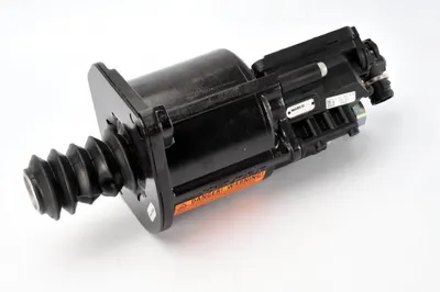 Actuator ambreiaj (24,7mm, cursa: 69,5mm, factor de umplere: DOT4+ SUPER DOT4) potrivit MERCEDES ACTROS MP2 MP3, AXOR, AXOR 2, UNIMOG 01.02