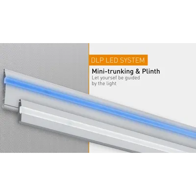 Plinta cu module LED de culoare albă 0.5m