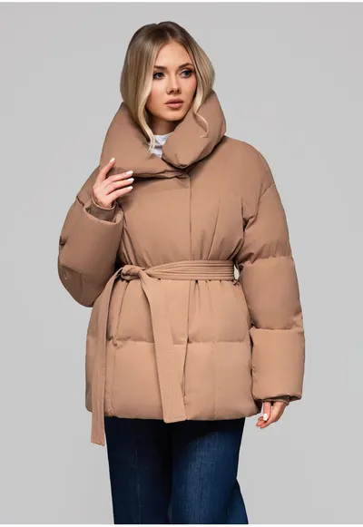 Jacheta matlasata cu curea si guler inalt OW-JAHP-0106 - Maro camel