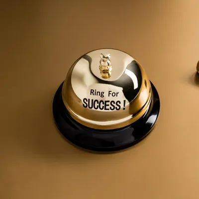 Clopotel de Masa Ring for SUCCESS , Cheama Succesul la Tine pe Birou!
