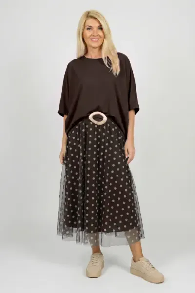 Bluza maro din jerseu fin din tencel, cu maneca fluture