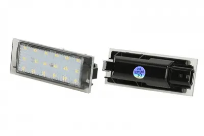 Lumina numar inmatriculare, culoare lumina: alb, 12V, cu aprobare circulatie potrivit RENAULT MEGANE II 05.05-07.09