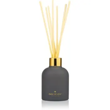 MADE BY ZEN Myrrh & Tonka aroma difuzor cu rezervã
