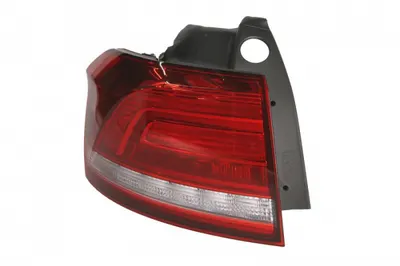 Stop tripla lampa spate stanga ( exterior ) VW PASSAT COMBI dupa 2014