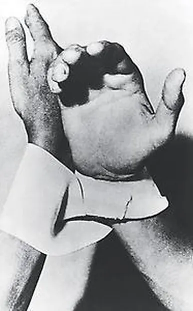 Lygia Clark: The Abandonment of Art, 1948-1988