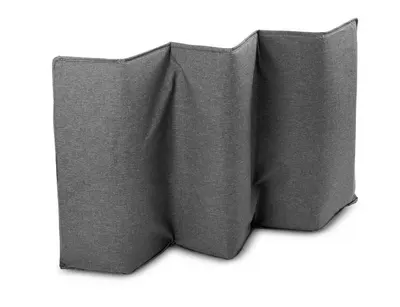 Patut pentru copii Caretero Basic Plus Graphite pliabil cu doua nivele, roti, fereastra cu fermoar, saltea pliabila si geanta transport incluse
