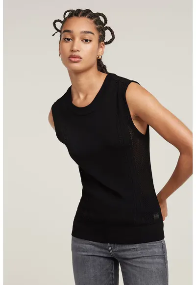 Pulover tricotat fin fara maneci cu model cu perforatii - Negru