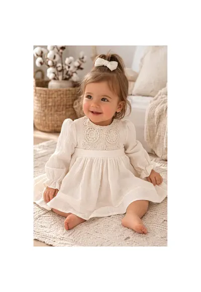 Rochita bebe fetite eleganta ivoire cu dantela maneca lunga din muselina