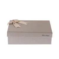 Cutie de cadou cu funda aurie 21 cm