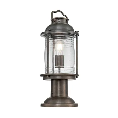 Pitic pentru exterior Ashland Bay 1 Light Medium Pedestal Lantern
