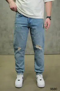 Blugi Relaxed Fit Light Blue Destroyed – Vintage Street Denim (mărime: 33)