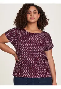 Tricou din viscoza cu model floral si decolteu la baza gatului