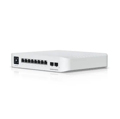 UBIQUITI Switch 8 porturi POE USW-PRO-8-POE-120W, Layer 3, Dimensiuni: 200 x 248 x 44 mm, Greutate: 2.1kg, Interfata: 8 x 10/100