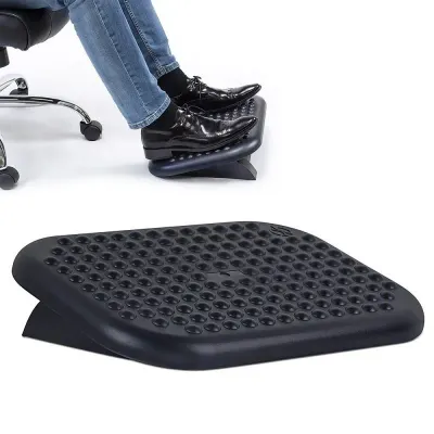 Suport pentru picioare, design ergonomic, suprafata antiderapanta, unghi 15 grade