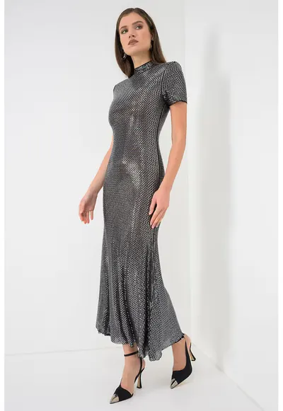Rochie cu croiala pe bie si decorata cu strasuri - Argintiu