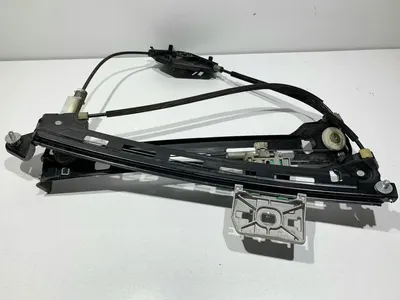 Macara geam electric dreapta fata 3C8837462G Volkswagen Passat CC (2008-2012)