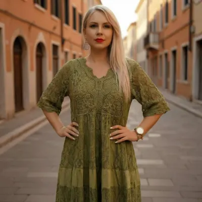 Rochie din dantela Mari