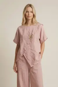 Bluza din in roz cu paiete si broderie, croi lejer asimetric, stil elegant natural