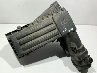 Carcasa filtru aer 3C0129607BC Volkswagen Golf 6 (2008-2013) 2.0 tdi; 2.0 tdi CFFB