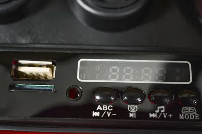 Masinuta electrica pentru copii cu Licenta Mercedes AMG GTR Red,telecomanda,roti EVA,3 nivele viteza,acumulator 12V4Ah,usi cu deschidere,lumini LED,mufa MP3