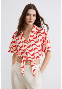 Camasa crop cu prindere cu cordon - Rosu vermillion/Alb murdar