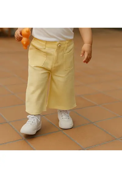 Pantaloni largi cu buzunare in fata - Keep Going - Galben - pentru fetite - Galben