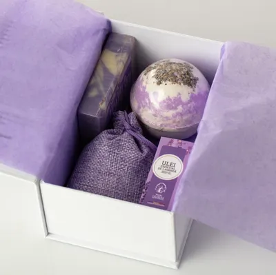 Lavender Tender Gift Set, Nucul din Lavandă