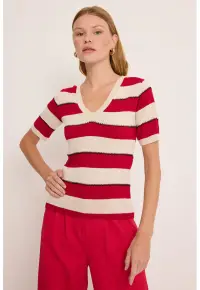 Bluza dama - cu dungi - decolteu in V - mulata - rosu - acrilic