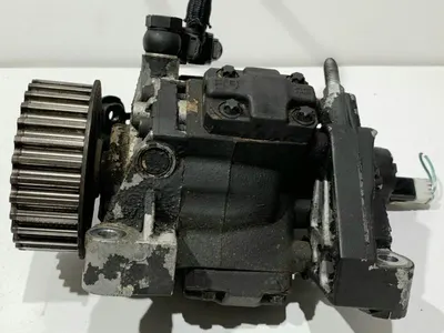 Pompa inalta presiune 167008859R Renault Megane 2 (2003-2008) 1.5 dci K9K (832)