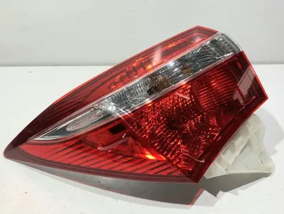 Stop stanga aripa 8156102760 Toyota Corolla (2012-2018)