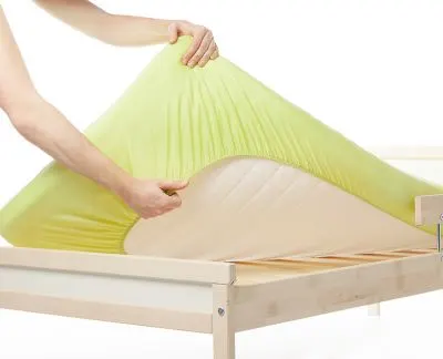 Cearceaf din bumbac cu elastic 120x60 cm Verde deschis