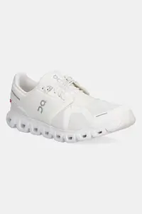 On sneakers Cloud 6