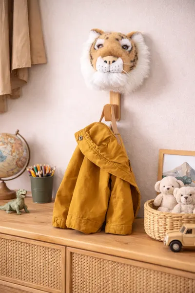 Cuier decorativ handmade din bambus Wild and Soft Tigru