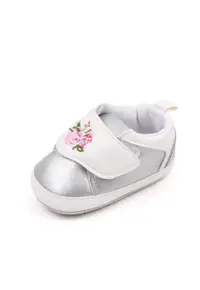Pantofi Model Roses - Piele ecologica - Fete - Velcro - Alb/Argintiu