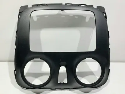 Ornament / rama grila ventilatie centrala 682605983R Dacia Sandero Stepway 2 (2012-2017)