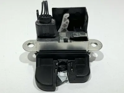 Broasca capota spate 1K6827505E Volkswagen Passat B7 (2010-2014)
