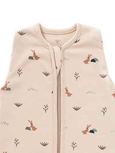 Sac de dormit din bumbac organic 0-3 luni model Rabbit Sandshell