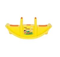 Balansoar pentru copii Pilsan Star Seesaw Yellow cu manere de sustinere,plastic solid,rezistent la UV,utilizare interiorexterior,baza cu siguranta antirasturnare