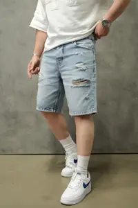 Pantaloni Scurți din Denim Bleach cu Efect Uzat și Rupturi Decorative Psas224(1883) (mărime: 30)