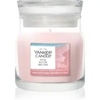 Yankee Candle Pink Sands lumânare parfumată Signature