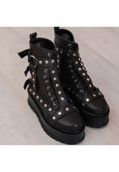 Ghete din piele cu nituri Blackout