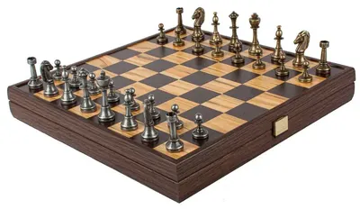 Șah de lux Manopoulos cu figurine placate cu alamă Staunton, 35 x 35 cm