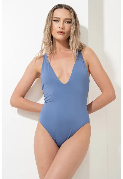 Costum de baie intreg cu bretele incrucisate pe partea din spate - Albastru azur