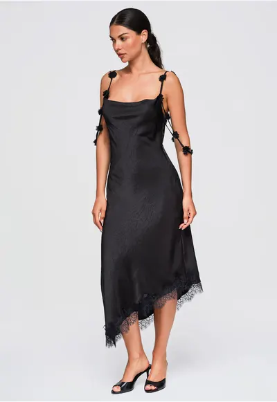 Rochie midi eleganta cu decolteu simplu si aplicatii florale LA-OM-DLR410 - Negru