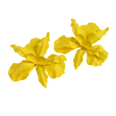 Cercei galbeni supradimensionati cu design floral