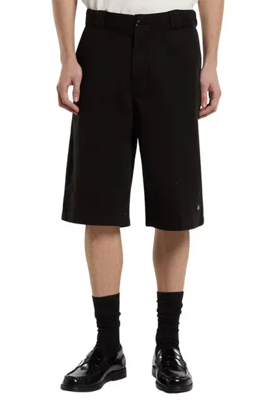 Pantaloni scurti din bumbac cu croiala conica si aspect mat